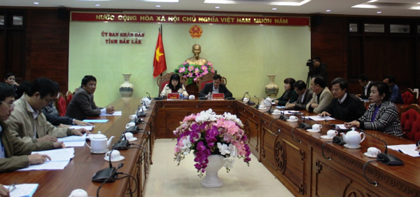 Deputy PM Vu Duc Dam: Localities must care for needy people towards the goal of all people celebrating a happy Tet 